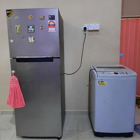 Muazdiana Homestay Di Kuala Nerus, Gong Badak Kampong Tanjong Gelam Exterior photo